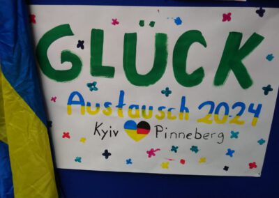 Plakat mit der Aufschrift "Glück"